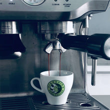Load image into Gallery viewer, Espresso con máquina semi-automática
